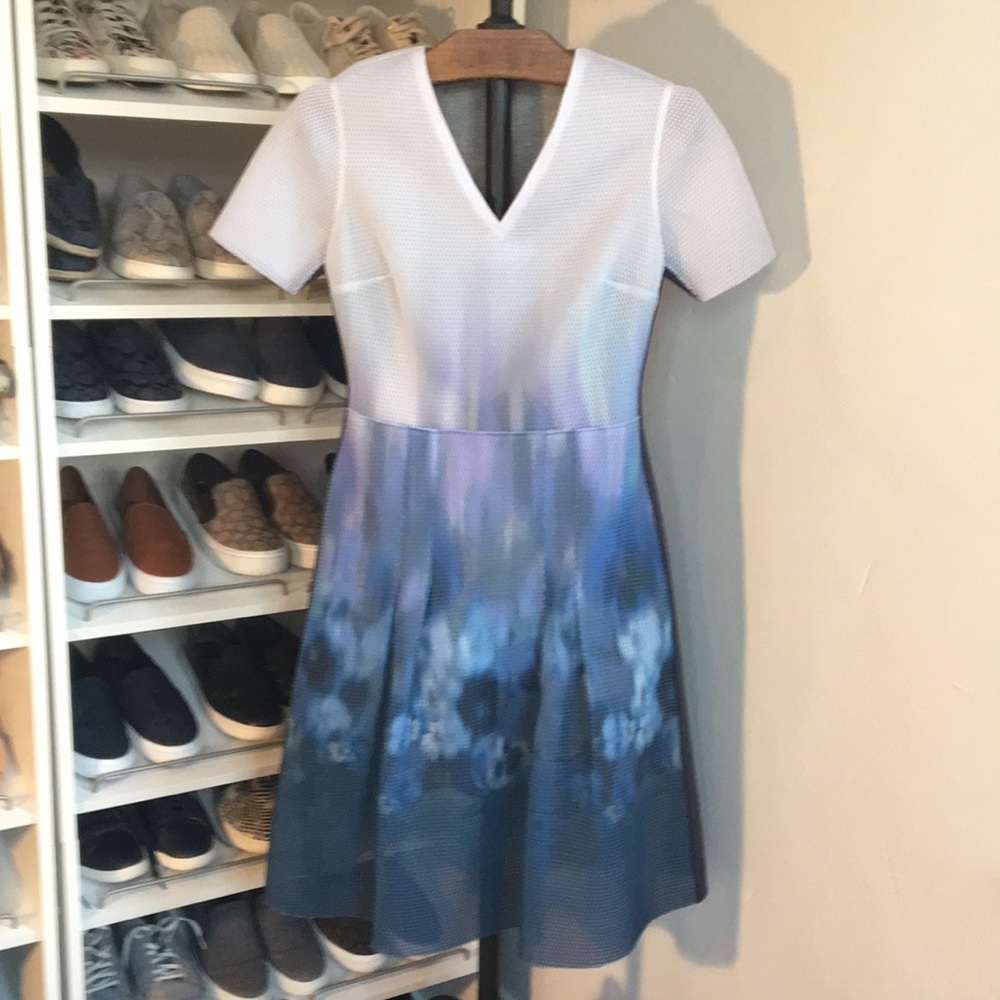 NWOT Elie Tahari spring flower dress